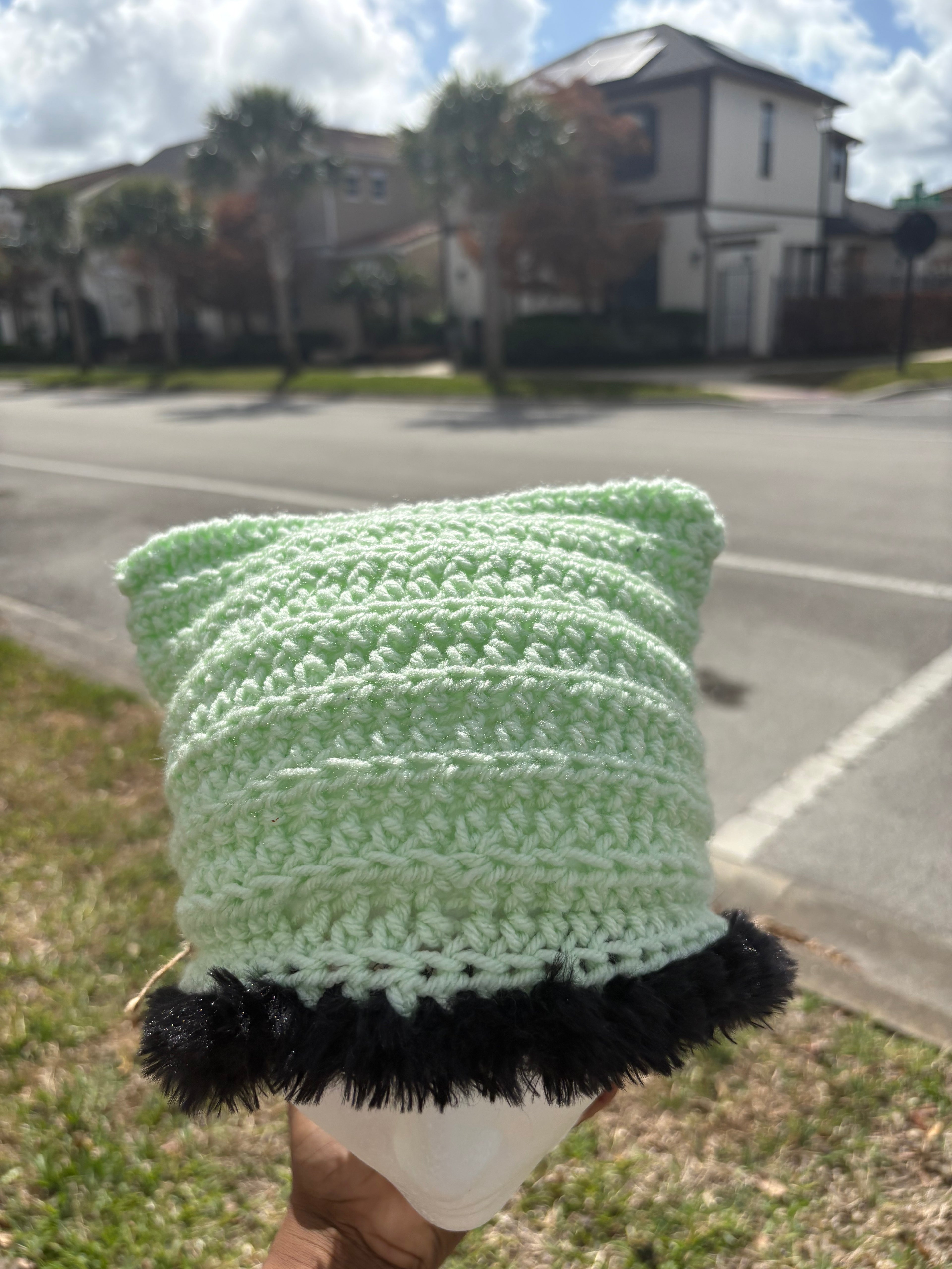 𝑐ℎ𝑎𝑡𝑜𝑛